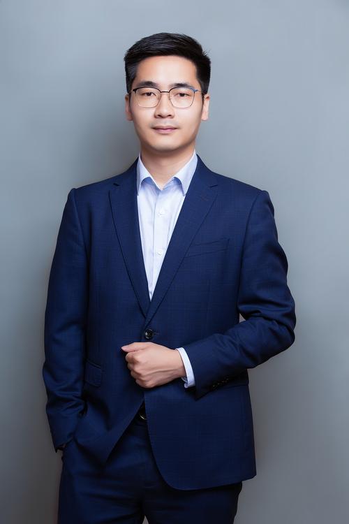 梁现华 制作统筹负责人